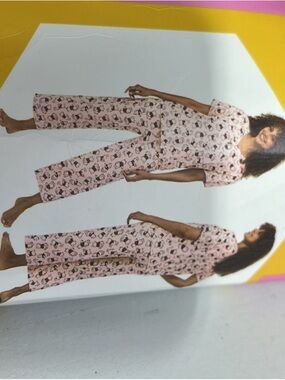 Women's Pink Printed Wide-Leg Pants & Top Set